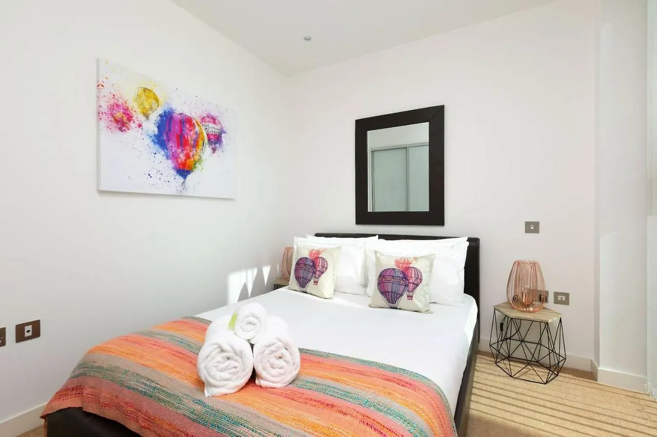 Altido Fantastic Flat With Parking Apartment Edinburgh